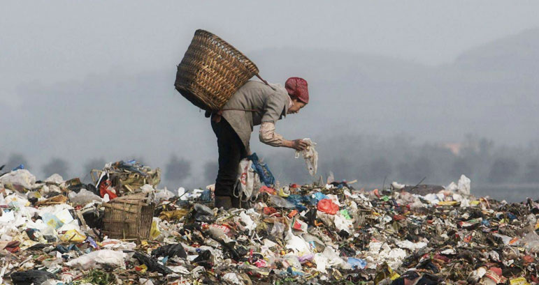 Why China wants to stop being the ‘trash can of the world’ and how it affects other countries