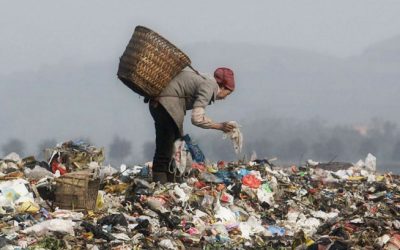 Por qué China quiere dejar de ser la “Basura del Mundo” y cómo afecta a otros Países